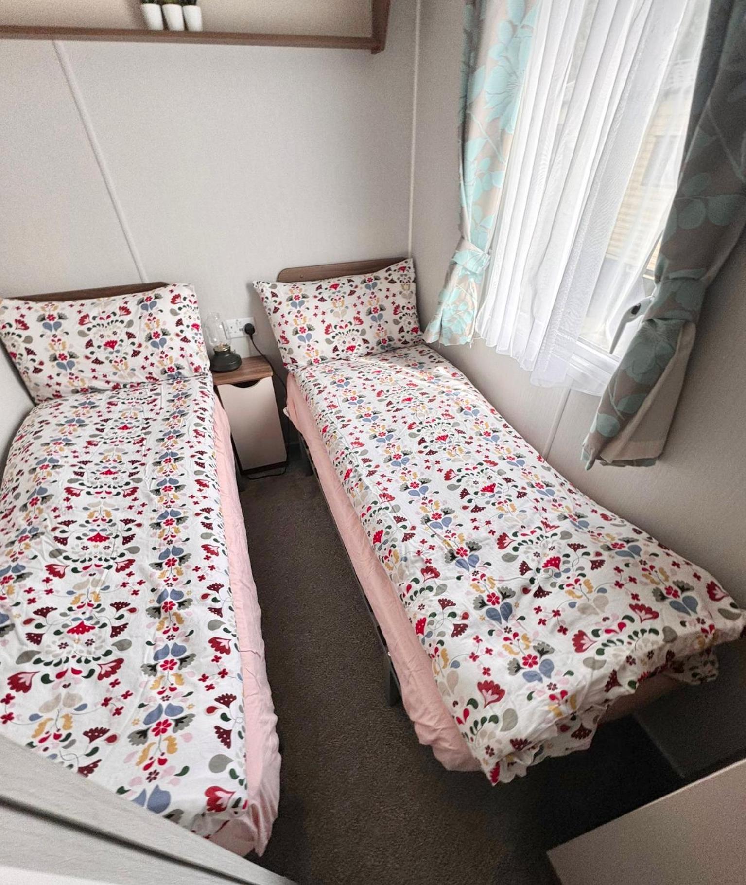 Lovely 3 Bedroom Holiday Home In Seton Sand Caravan Park Wi-Fi Xbox EDI Exterior foto